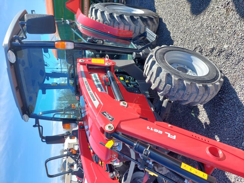 Massey Ferguson 1835M with Cab & Loader